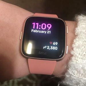 Fit Bit Versa **SOLD**